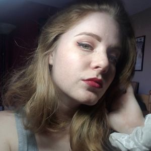 Meet your Posher, Dana